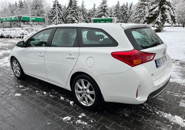 Toyota Auris cena 28800 przebieg: 282315, rok produkcji 2015 z Kętrzyn małe 436